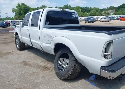 2015 Ford F-250 Xlt из США, поврежденный, VIN 1FT7W2BT9FED68706
